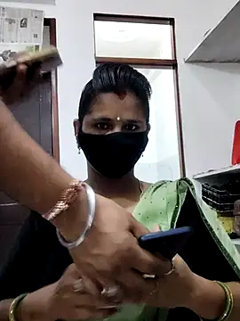 Snapshot of mansi_rawat05 chatting on September 30, 11:15 am mansi rawat05 online show from September 30, 11:15 am