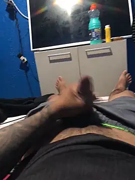 Alangostoso092 online show from October 18, 4:04 am