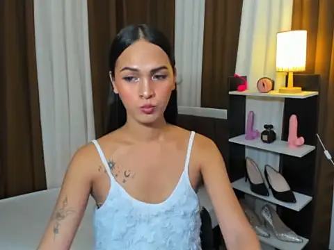 Snapshot of Sedictive_Samantha chatting on October 26, 5:13 am Sedictive Samantha online show from October 26, 5:13 am