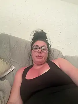 Rileyxxx69 online show from June 11, 6:50 pm