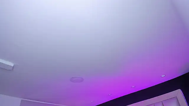 Snapshot of LuisaJonnes_ chatting on November 25, 6:30 pm LuisaJonnes online show from November 25, 6:30 pm