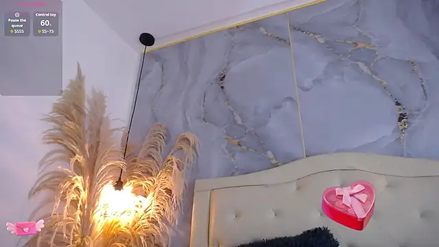 Snapshot of Samy_moore14 chatting on November 14, 1:54 pm Samy moore14 online show from November 14, 1:54 pm