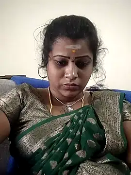 sweetqueen143 online show from October 7, 11:29 am