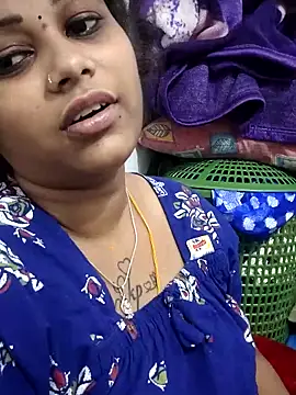 sweetqueen143 online show from March 14, 5:51 pm