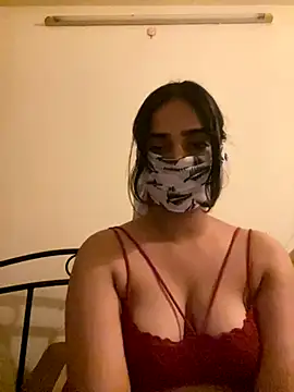 COCO LOVE18 online show from September 18, 7:16 pm