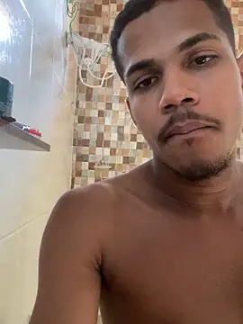 Snapshot of badboy027_ chatting on September 20, 5:47 pm badboy027 online show from September 20, 5:47 pm