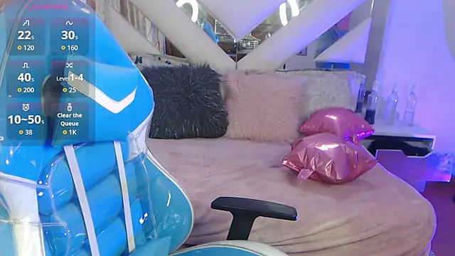 Gyal 8  online show from November 14, 3:05 am