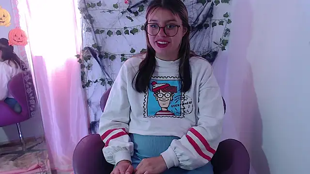 Snapshot of kamillew chatting on November 2, 4:09 pm kamillew online show from November 2, 4:09 pm