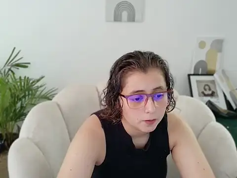 dirty feelena online show from October 15, 5:02 pm