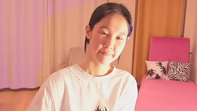 Snapshot of Reina__chan chatting on September 22, 4:31 pm Reina chan online show from September 22, 4:31 pm