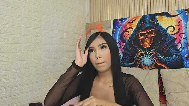 GIGIROSE  online show from October 28, 8:33 pm