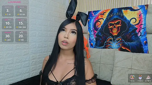 GIGIROSE  online show from October 31, 8:21 pm