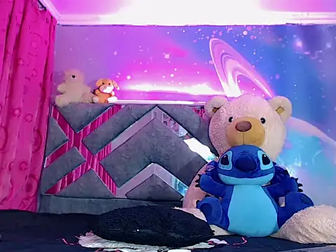 Snapshot of DaliaBacil25 chatting on September 26, 2:15 am DaliaBacil25 online show from September 26, 2:15 am