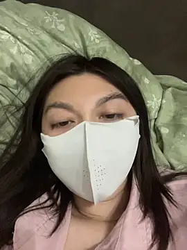 Snapshot of fioralba chatting on May 31, 1:36 am fioralba online show from May 31, 1:36 am