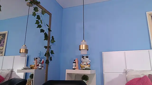 PenelopeBond online show from October 20, 1:22 pm