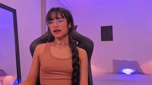 Rouse Monroe online show from December 1, 3:33 am