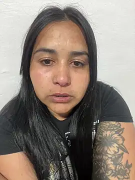 Snapshot of Ayee23-3 chatting on September 23, 3:31 am Ayee23-3 online show from September 23, 3:31 am