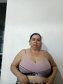 nataboobs online show from October 15, 8:20 pm