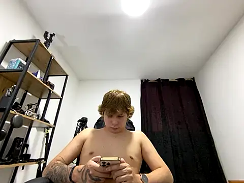Juniorboyys online show from September 19, 10:43 pm
