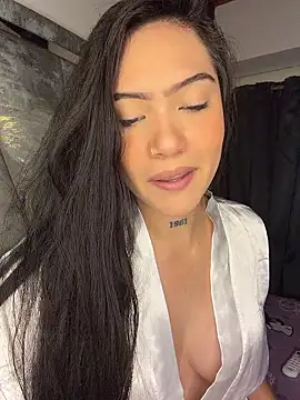 Snapshot of liahouses chatting on January 12, 12:16 am liahouses online show from January 12, 12:16 am