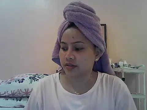 Amarrahlyn online show from November 12, 9:53 am