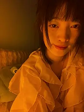 Tramy xx online show from June 18, 4:44 pm