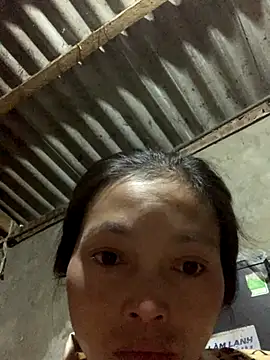 Halyy xx online show from October 18, 11:05 pm