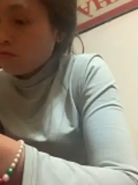 Halyy xx online show from February 24, 5:11 pm