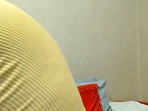 champaigncork online show from November 8, 3:39 am