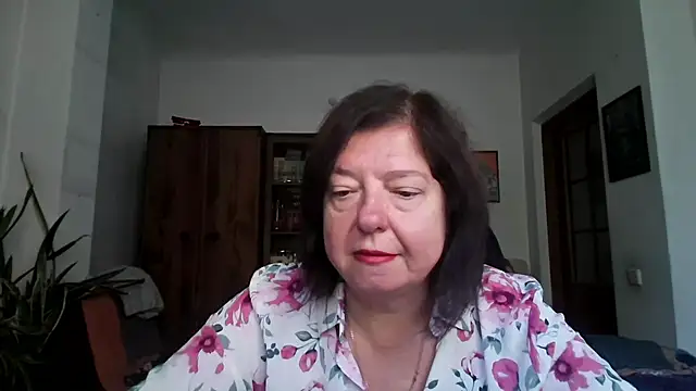 Snapshot of Violet_Pulse chatting on September 26, 9:24 am Violet Pulse online show from September 26, 9:24 am