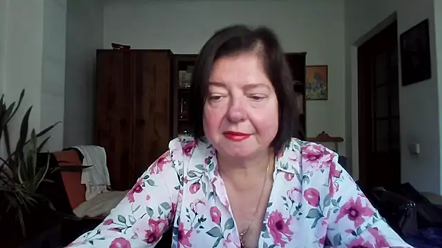 Snapshot of Violet_Pulse chatting on October 23, 10:14 am Violet Pulse online show from October 23, 10:14 am