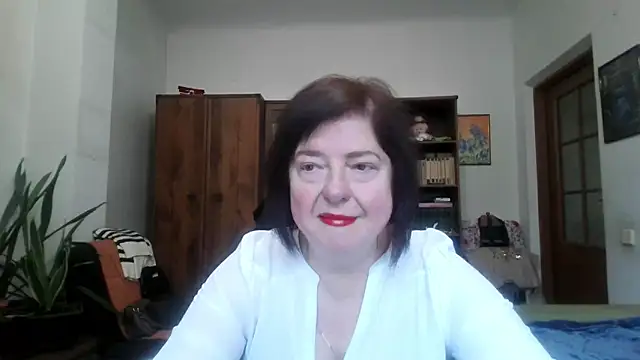 Snapshot of Violet_Pulse chatting on February 15, 8:57 am Violet Pulse online show from February 15, 8:57 am