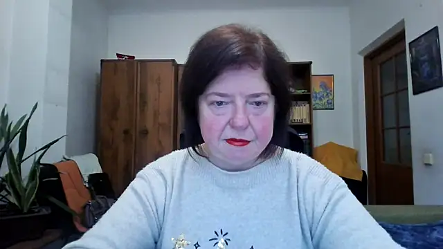 Snapshot of Violet_Pulse chatting on February 26, 11:31 am Violet Pulse online show from February 26, 11:31 am