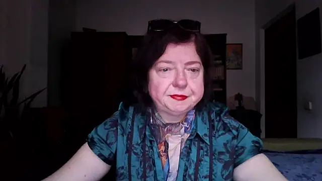 Snapshot of Violet_Pulse chatting on March 17, 8:17 am Violet Pulse online show from March 17, 8:17 am