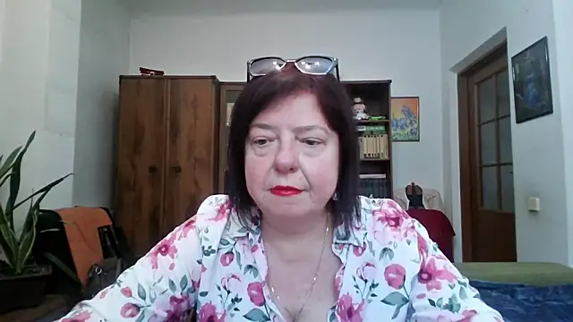Snapshot of Violet_Pulse chatting on March 23, 2:21 pm Violet Pulse online show from March 23, 2:21 pm