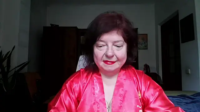 Snapshot of Violet_Pulse chatting on May 23, 8:18 am Violet Pulse online show from May 23, 8:18 am