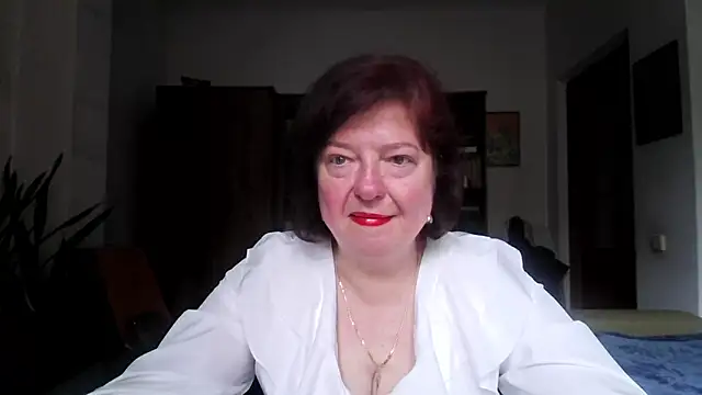 Snapshot of Violet_Pulse chatting on May 31, 10:22 am Violet Pulse online show from May 31, 10:22 am