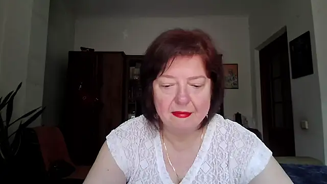 Snapshot of Violet_Pulse chatting on June 14, 7:21 am Violet Pulse online show from June 14, 7:21 am