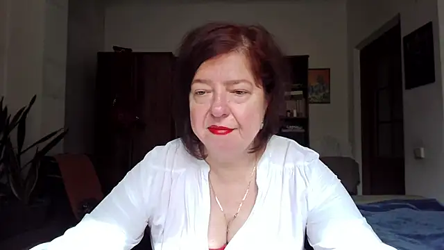 Snapshot of Violet_Pulse chatting on June 15, 6:37 am Violet Pulse online show from June 15, 6:37 am
