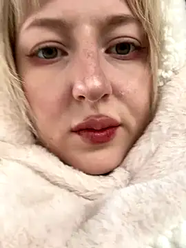 RonnieKiss online show from October 14, 5:08 am