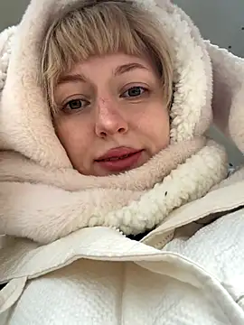 RonnieKiss online show from October 16, 4:57 am