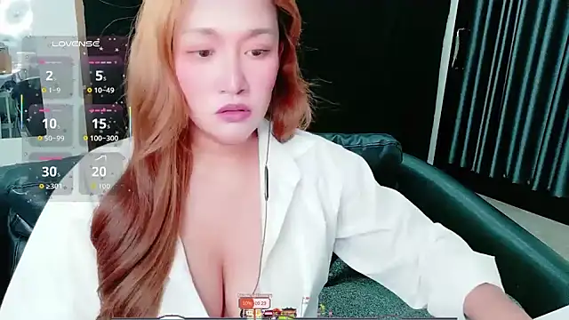 Lalacream12 online show from May 2, 5:40 pm