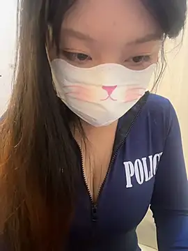 AZ37866 online show from November 2, 2:14 am