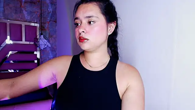 lorem adams online show from September 25, 12:20 pm