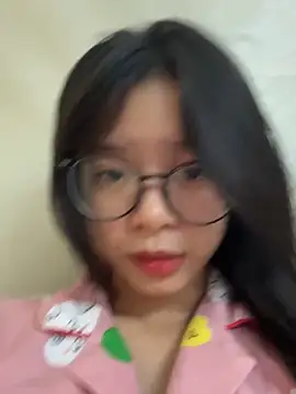 Snapshot of mau15_ chatting on September 26, 1:15 pm mau15 online show from September 26, 1:15 pm