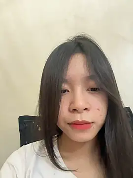 Snapshot of mau15_ chatting on October 10, 7:29 am mau15 online show from October 10, 7:29 am