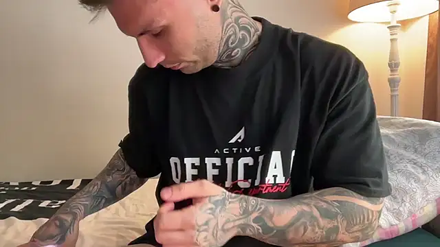 Larsskeet online show from September 30, 1:27 pm