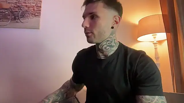 Larsskeet online show from October 7, 1:08 pm