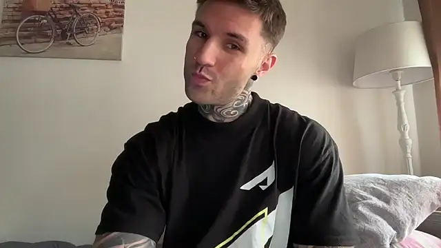 Larsskeet online show from October 11, 12:36 pm