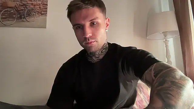 Larsskeet online show from October 13, 2:17 pm